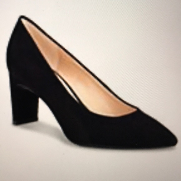 unisa black pumps
